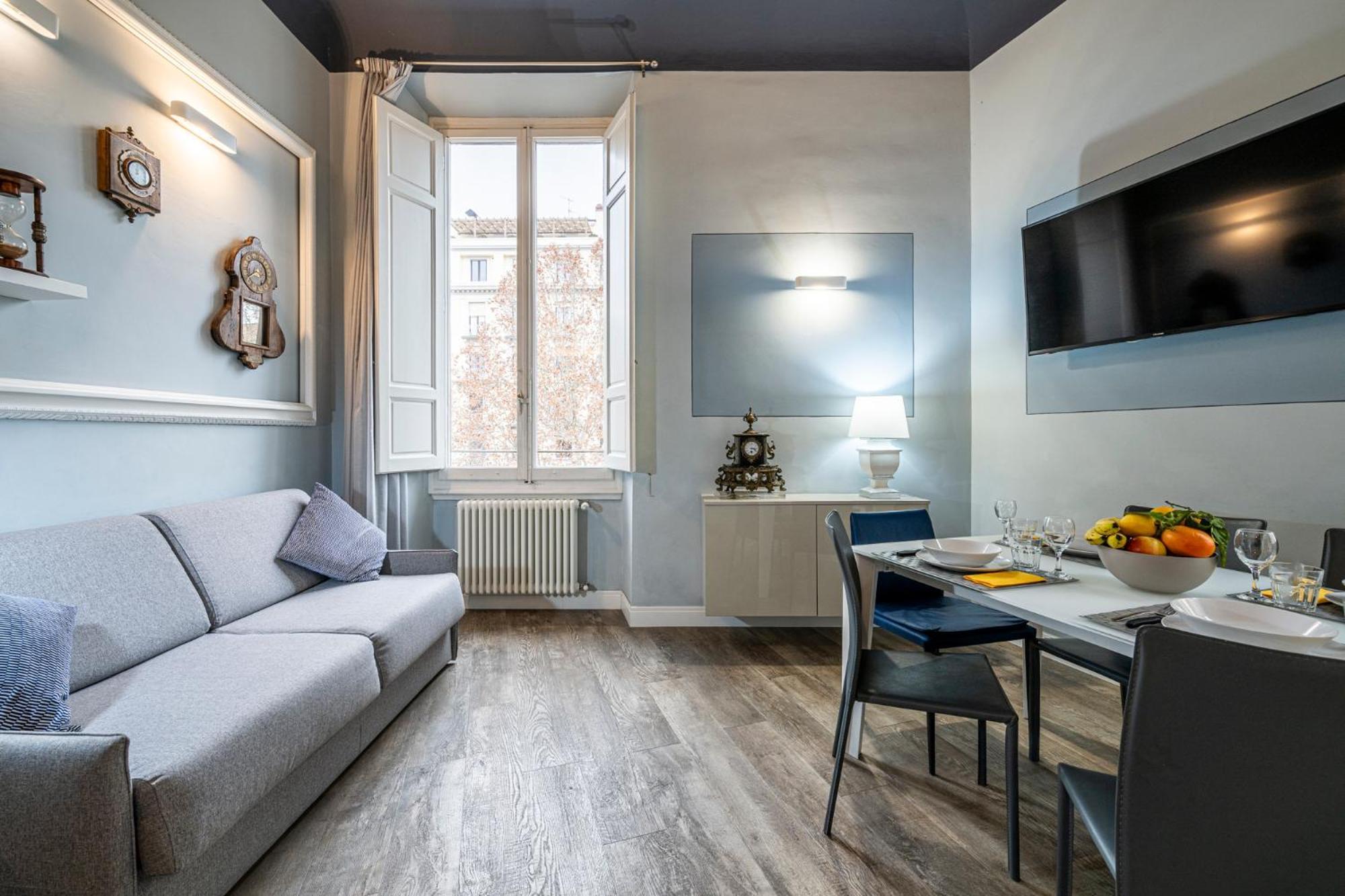 Cherubini Palace Thematic Apartment Florence Extérieur photo