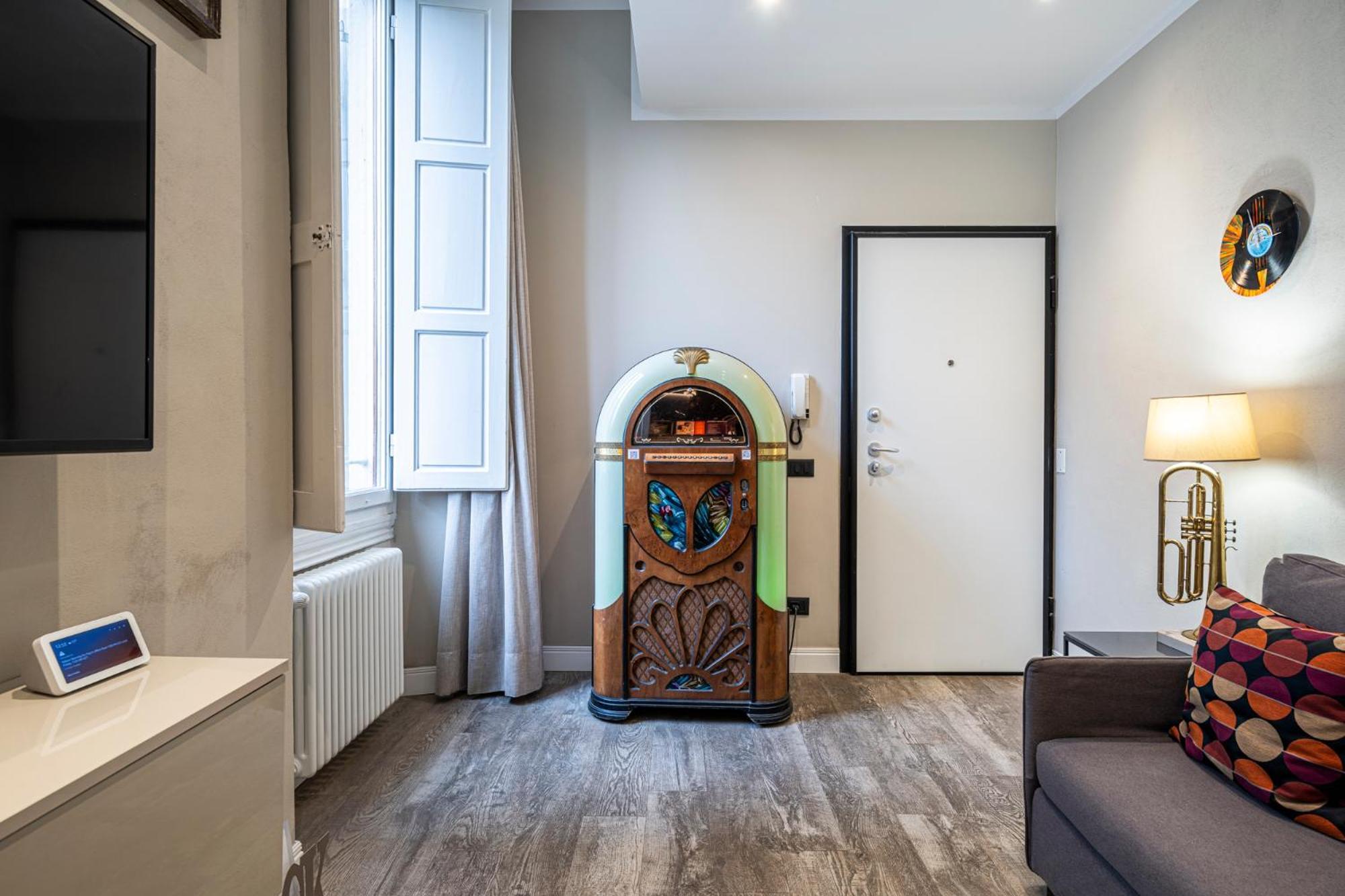 Cherubini Palace Thematic Apartment Florence Extérieur photo
